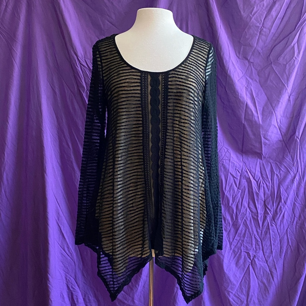 Max Studio Black/Tan Striped Lace Women's Top. Size M.